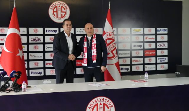 Antalyaspor’da imzalar atıldı! Sami Uğurlu: “En iyisini ortaya çıkaracağız”