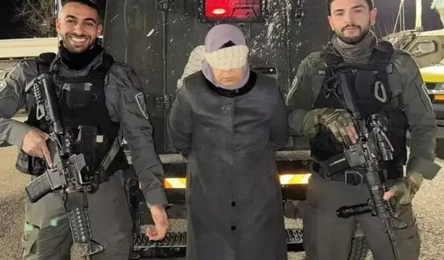 Hamas komutanının eşi gözaltına alındı, askerler gülerek fotoğraf çekildi!