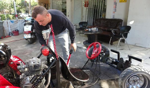 Hurda parçaları birleştirdi: “Yapamazsın” denilmesine rağmen 160 Km hız yapan araç yaptı