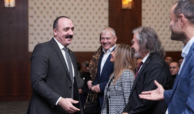 Cem Kotan yeniden başkanlık koltuğuna oturdu