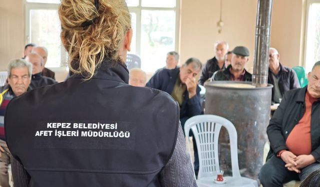 Kepez Belediyesi vatandaşlara afet bilinci kazandırıyor: Eğitimler sürüyor
