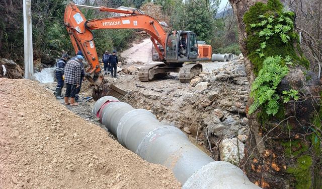 Alanya’da tıkanan menfezler açıldı: Ulaşım normale döndü