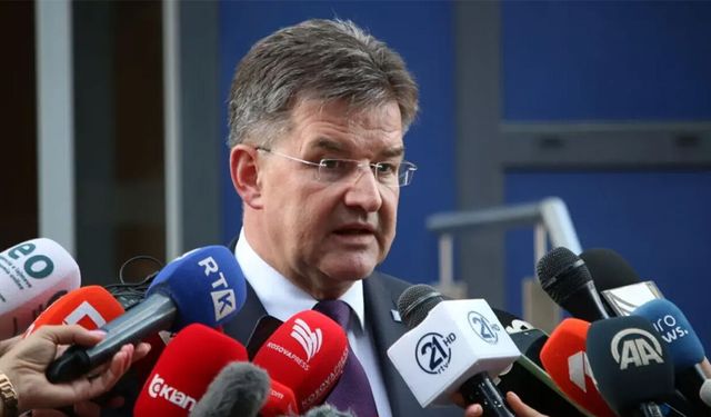 Epstein ile yazışmaları ortaya çıktı: Üst düzey isim istifa etti