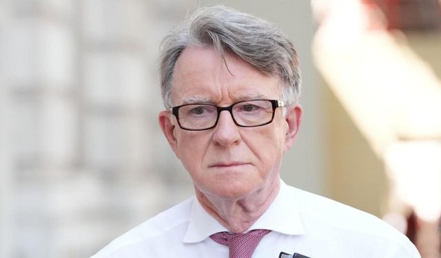 Epstein skandalında yeni gelişme: İngiliz Lord Mandelson için soruşturma, ünvanı düşebilir