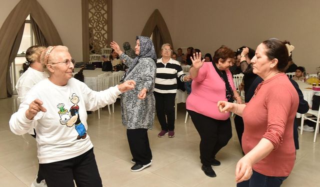 Kepez Belediyesi’nden kadınlara müzik ve dayanışma etkinliği