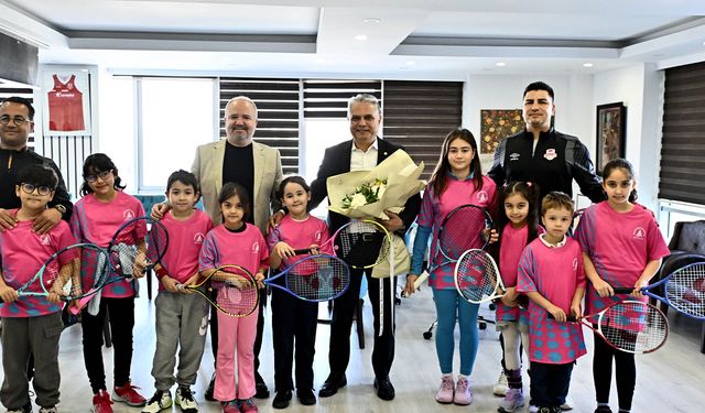 Muratpaşa'da geleceğe yatırım: Genç sporcular yetiştiriliyor!