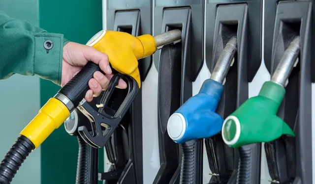 ABD’den İran petrolü satışına izin