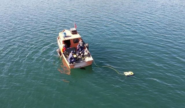 Adıyaman’da füze parçaları baraja düştü