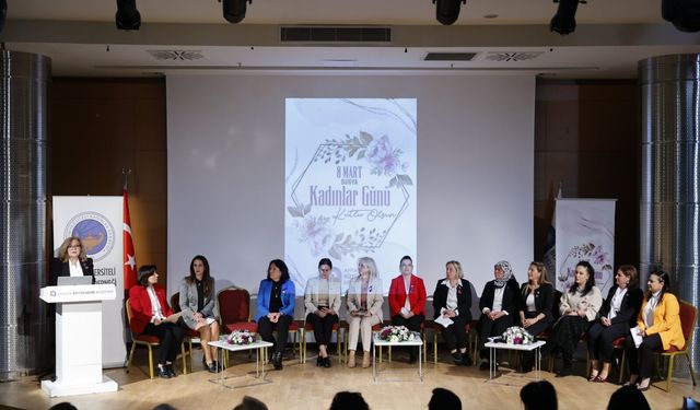 Antalya’da kadın muhtarlar eşitlikçi uygulamaları konuştu