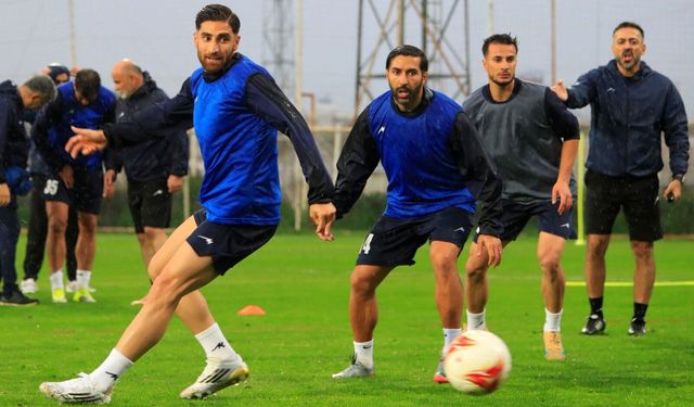 İran Milli Takımı Antalya’da hazırlık kampına başladı