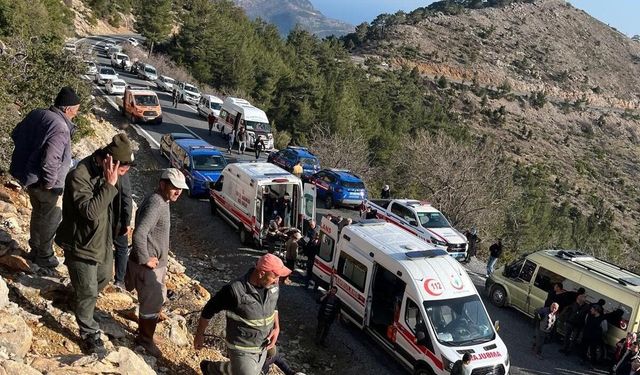 İşçi servisi uçurumdan yuvarlandı, can pazarı yaşandı!