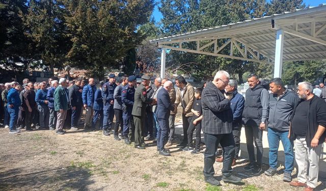 Kıbrıs Gazisi Karakuş askeri törenle defnedildi