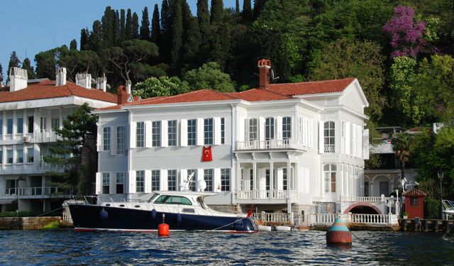 Kurtlar Vadisi’nin çekildiği yalı satışa çıkarıldı: İstenilen rakam dudak uçuklattı