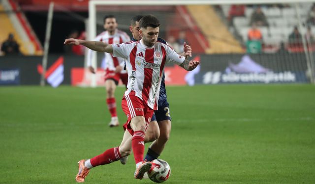 Antalyaspor-Fenerbahçe maçı canlı anlatım! 90 dakikada neler yaşandı?