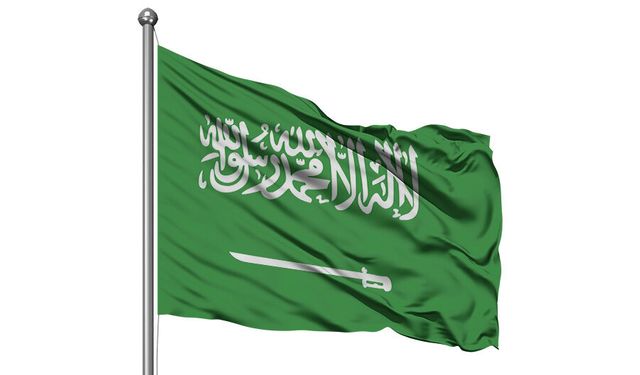 Suudi Arabistan’da bir binaya füze isabet etti: Öl* ve yaralılar var