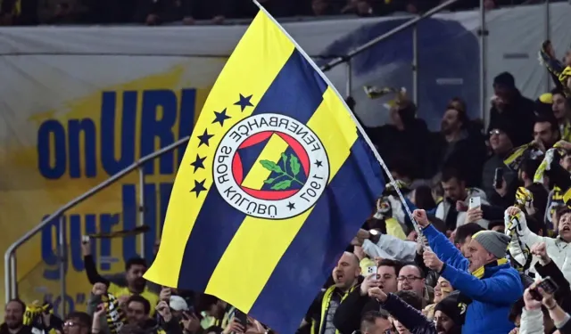 UEFA'dan Fenerbahçe'ye ceza yağdı!