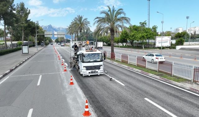 6 etaplık dev çalışma tamamlandı: Yüzüncü Yıl Bulvarı yenilendi