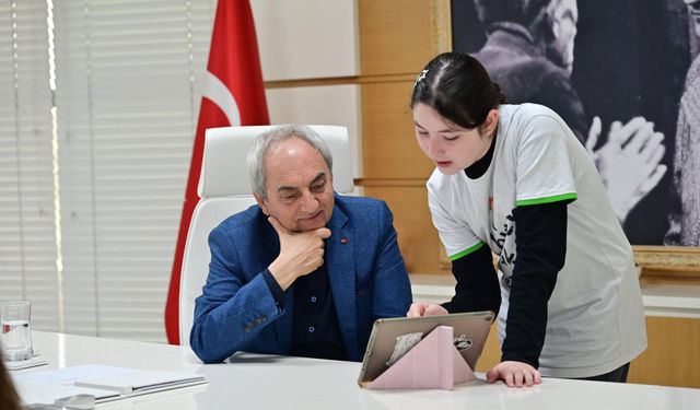 Öğrencilerden Başkan Kocagöz’e proje sunumu