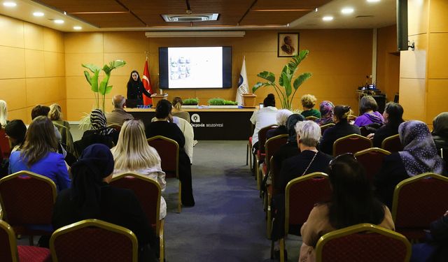 Antalya’da balkonlar çiçek açıyor