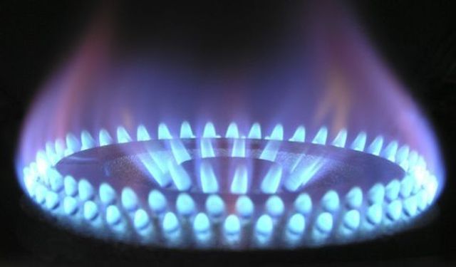 Elektrik ve doğal gaza zam: Yeni tarife yarın başlıyor