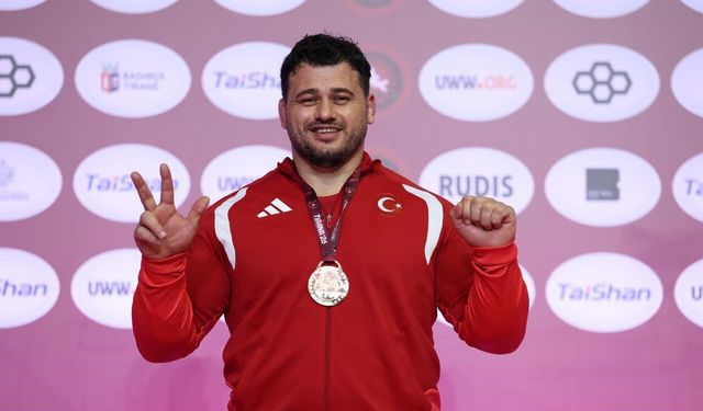 Rıza Kayaalp tarih yazdı: 13’üncü Avrupa şampiyonluğuna ulaştı