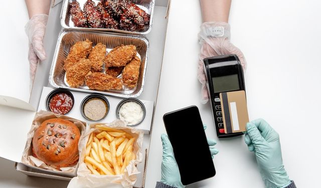 Yemek siparişlerinde yeni dönem: Ek ücret dönemi sona erdi!