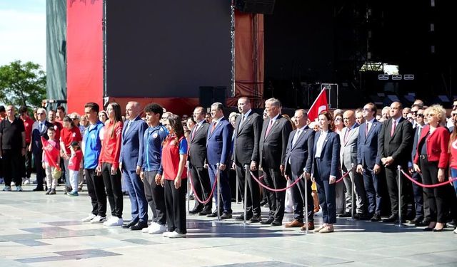19 Mayıs’ın 107. yılında Antalya tek yürek oldu
