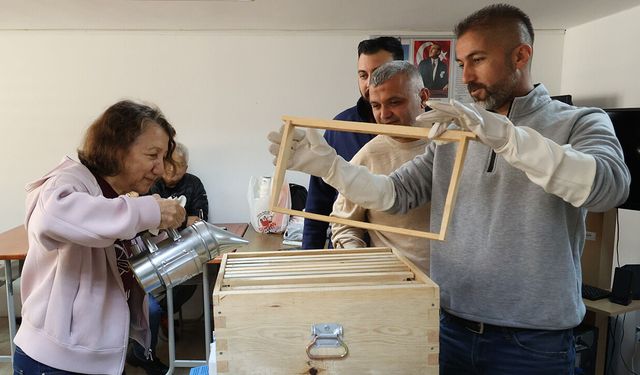 Antalya’da arıcılık kurslarına yoğun ilgi: Kontenjanlar doluyor