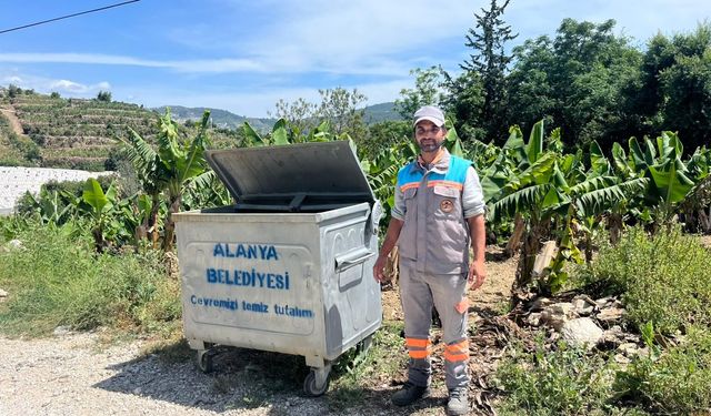 Çöp konteynerinde ölüme terk edildi: Belediye çalışanları hayata döndürdü