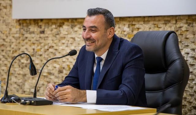 Dikkat! Bu hesaplar sahte: Mehmet Çiçek resmi hesaplarını açıkladı