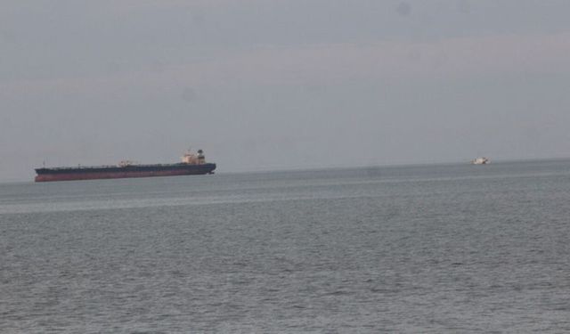 Karadeniz'de Türk gemisi İHA ile vuruldu: Yaralılar var