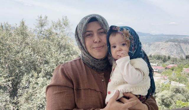 Kızı ile sosyal medyada video paylaştı: O anlar viral oldu