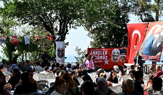 Şehit anneleri Anneler Günü’nde unutulmadı