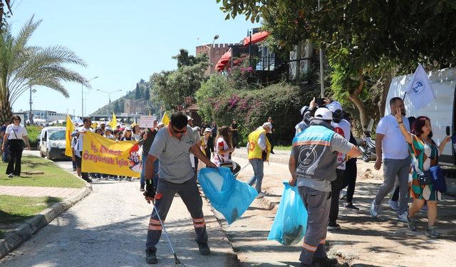 Yürüyen de çalışan da işçi: 1 Mayıs’tan dikkat çeken görüntü