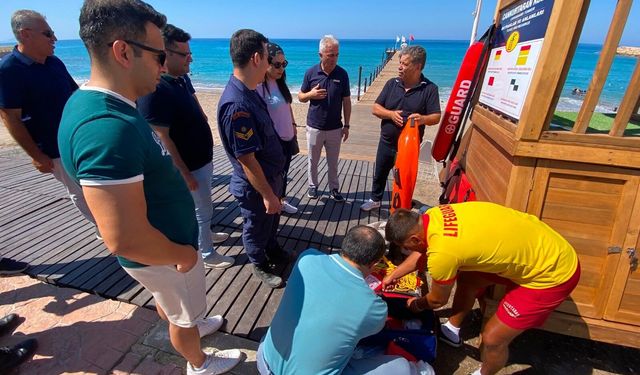 Adrasan ve Kumluca’da cankurtaran ve ekipman denetimi