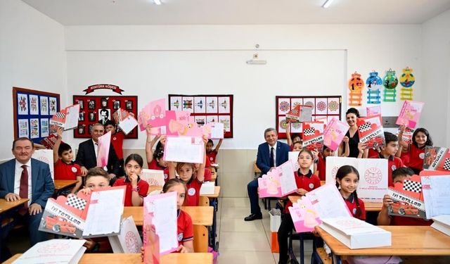Antalya’da karne heyecanına Vali Şahin ortak oldu