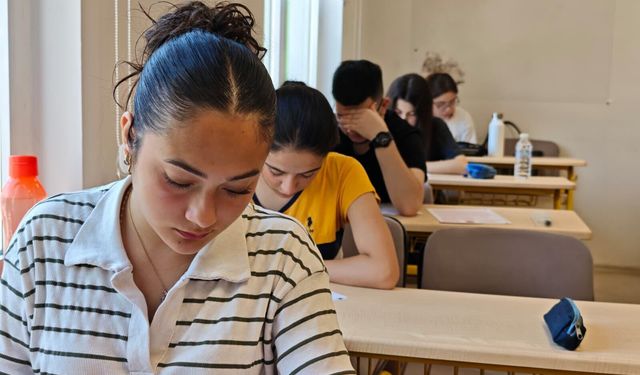 YKS'ye sayılı zaman kala Kepez Belediyesi'nden ücretsiz deneme sınavı!