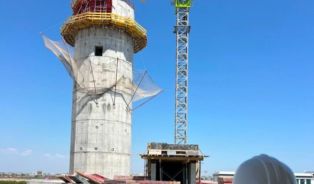 “Antalya’nın yeni simgesi olacak”: 77 metrelik kulede çalışmalar sürüyor