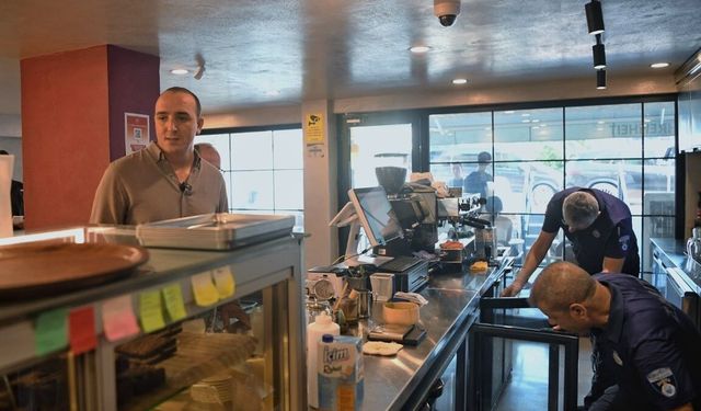 Konyaaltı’nda gıda denetiminde tonlarca imha! Kotan: “Biz daima sahadayız”
