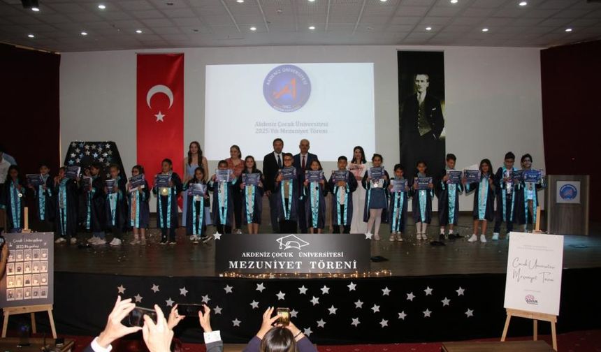 Akdeniz’de çocuklar mezuniyet sevinci yaşadı