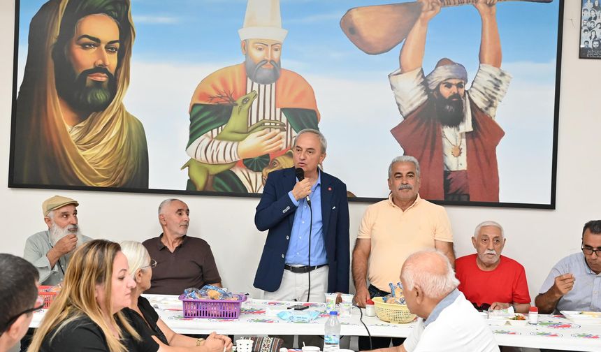 Başkan Kocagöz Cemevi’nde lokmaya katıldı