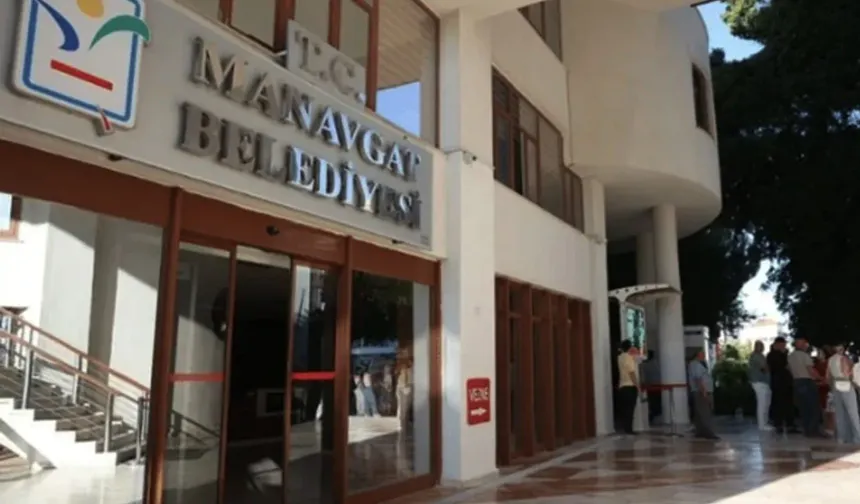 Manavgat Belediyesi soruşturmasında 41 sanık hakim karşısında: Kara için 69 yıla kadar ceza talebi