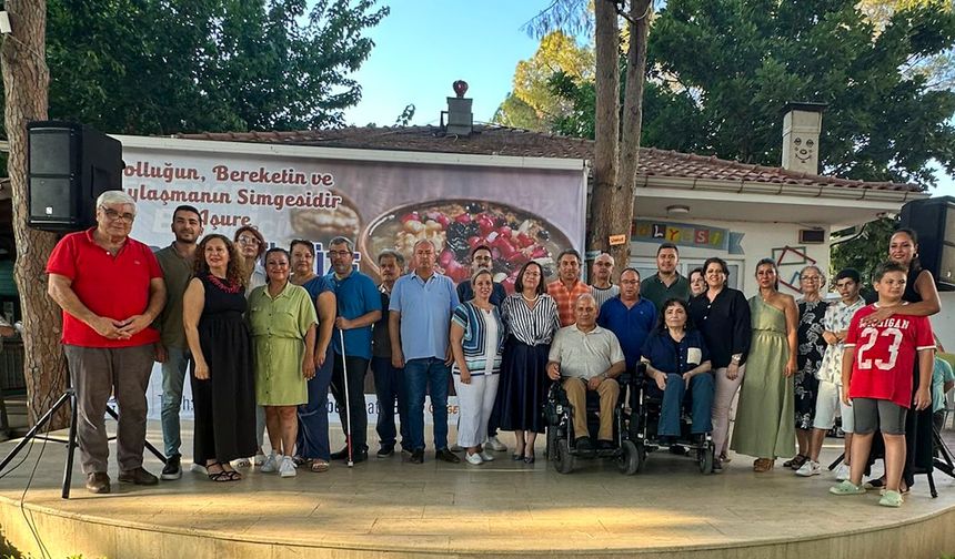 Muratpaşa, Muharrem ayını aşureyle taçlandırdı