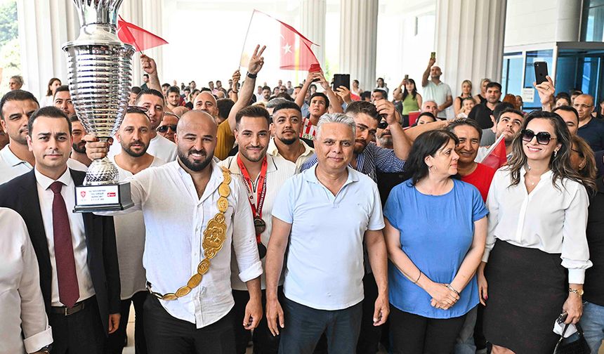 Orhan Okulu memleketinde coşkuyla karşılandı