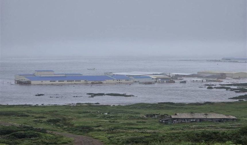 Rusya’da 8.8 büyüklüğünde deprem: Beşik gibi sallandı!