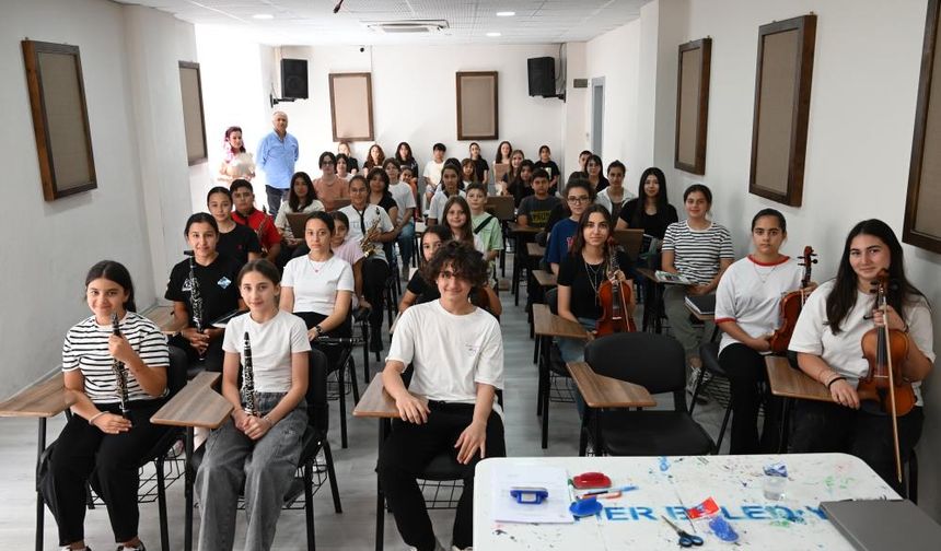 Yaz tatilinde sanat ve spor Kemer'de buluşuyor