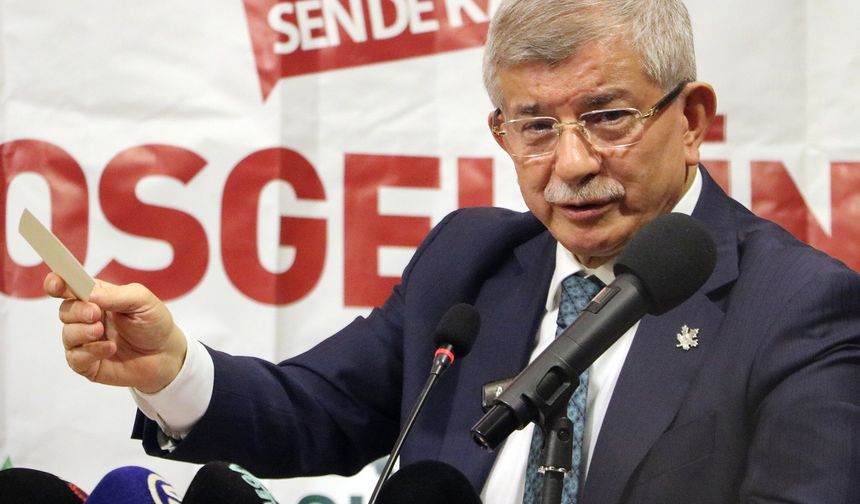 Ahmet Davutoğlu: "Neden bu uçaklar düştü?"