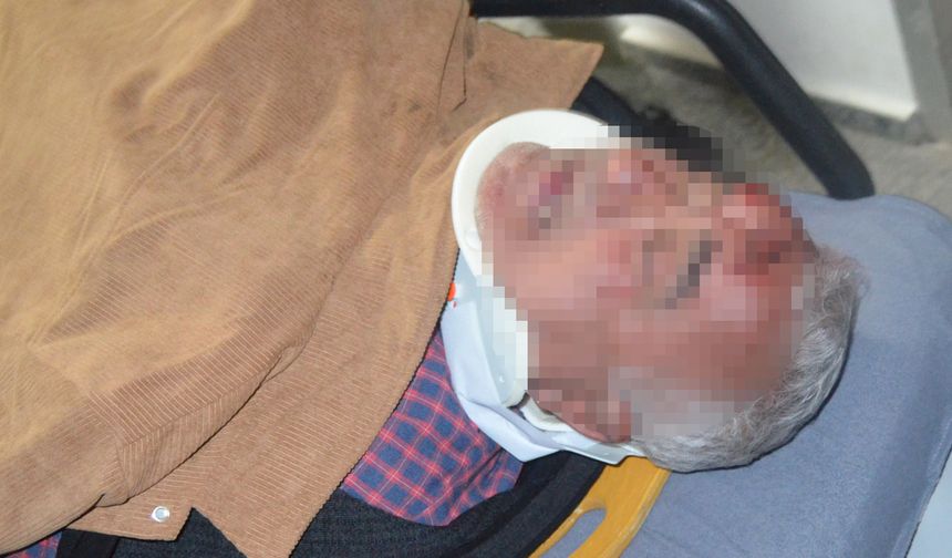 Alkollü sürücünün çarpmadığı yer kalmadı, çevredekiler araçtan indirip dövdü!