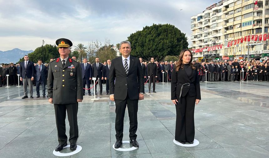 09.05’te zaman durdu! Antalya, Ata’sını minnetle andı