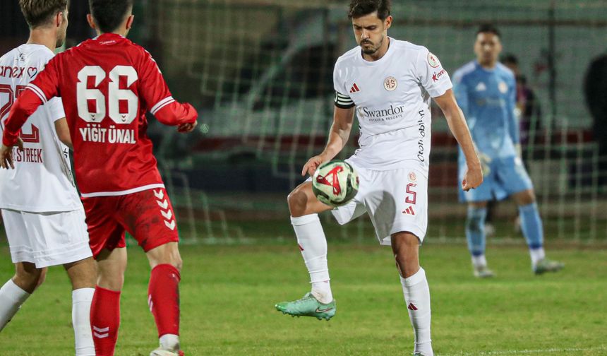 Antalyaspor Silifke’den galibiyetle döndü: Silifkespor kupaya veda etti